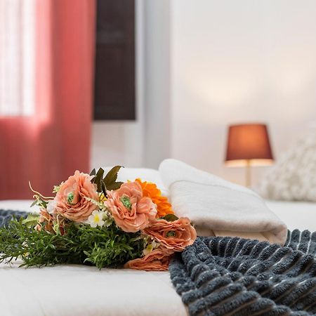 Santa Catalina Patio Andaluz 3 Rooms Seville Ngoại thất bức ảnh