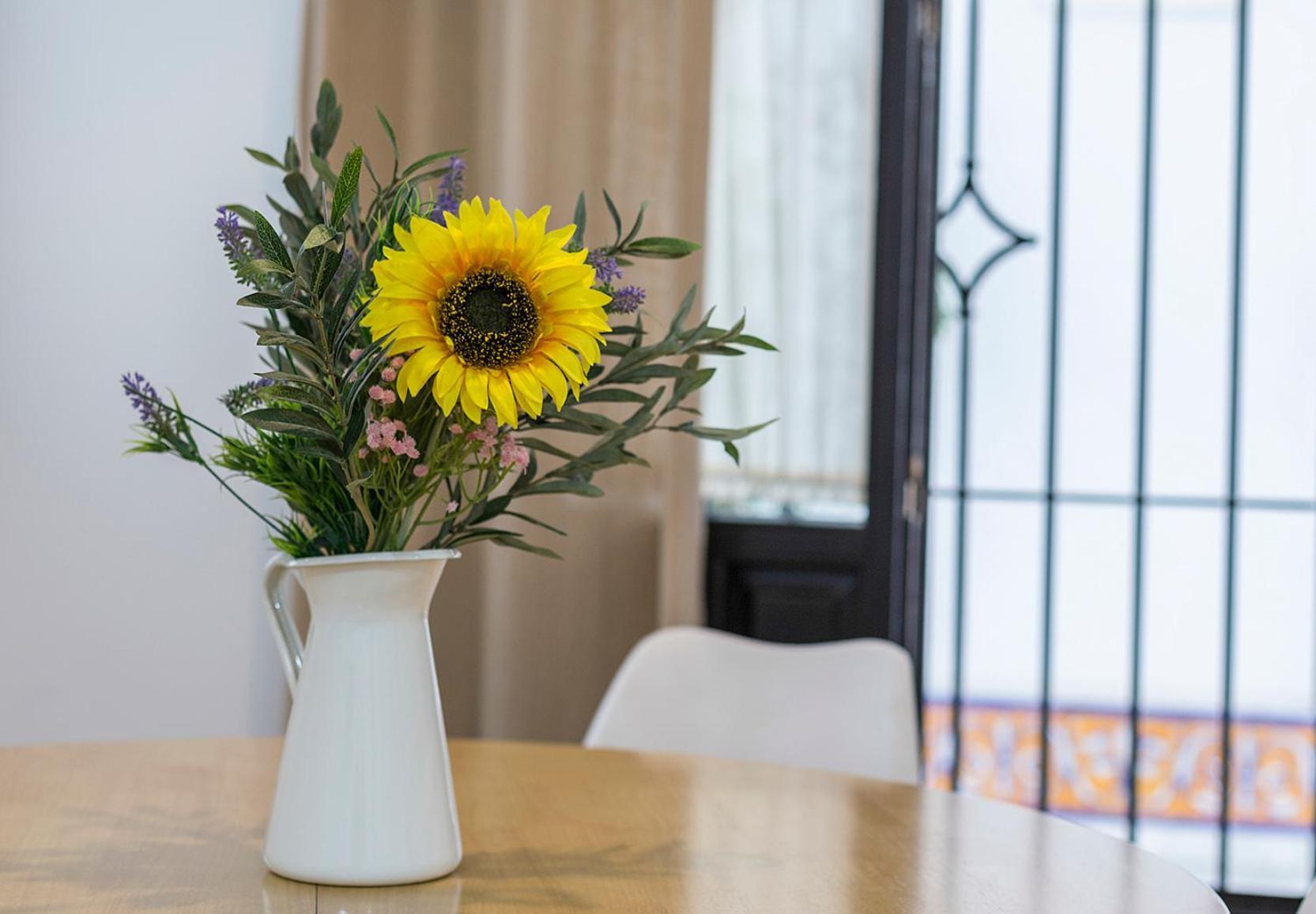 Santa Catalina Patio Andaluz 3 Rooms Seville Ngoại thất bức ảnh