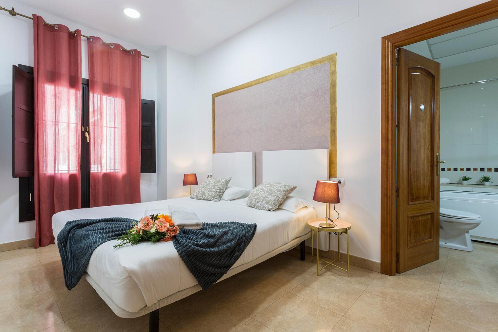 Santa Catalina Patio Andaluz 3 Rooms Seville Ngoại thất bức ảnh